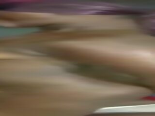 معصوب العينين خشب الأبنوس في سن المراهقة حلق مارس الجنس و backshots بواسطة بي بي سي مع لها أيادي مربوط