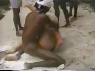 Jamaica gangbang coura zralý, volný zralý trubka porno video 8a