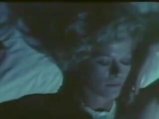 Il pavone nero 1974: फ्री विंटेज पॉर्न वीडियो a1