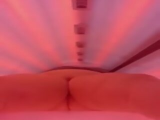 Melancap dalam solarium, percuma melancap lucah video 23