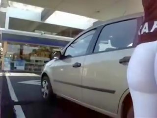 Big Round White Booty In The Gas Station